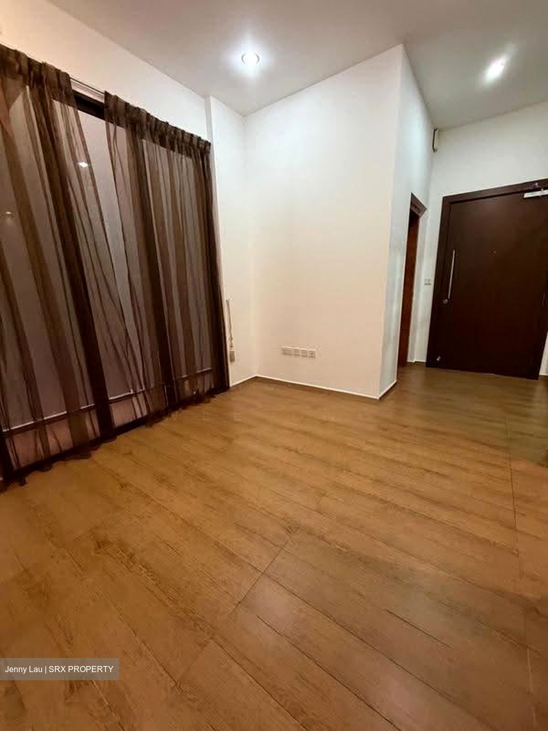 Holland Link (D10), Terrace #631089891